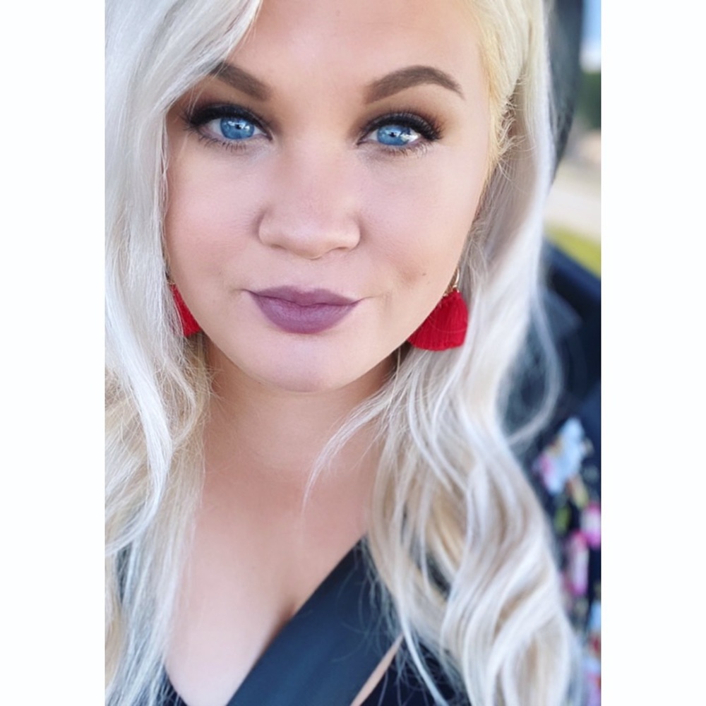 Meet your Posher, Kelsey